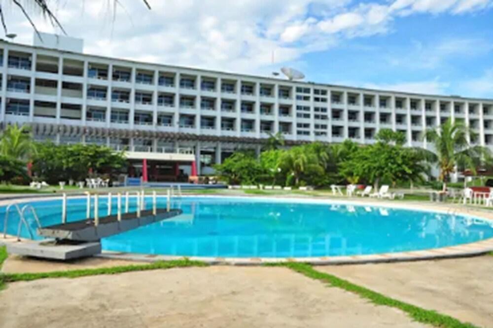 Barrudada Tropical Hotel سانتاريم المظهر الخارجي الصورة