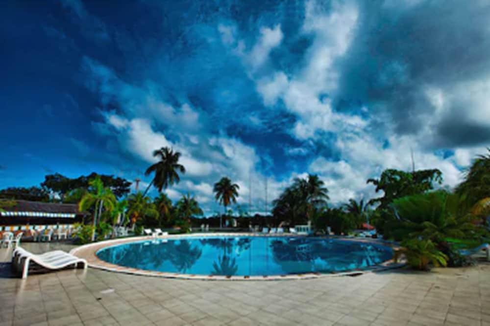 Barrudada Tropical Hotel سانتاريم المظهر الخارجي الصورة